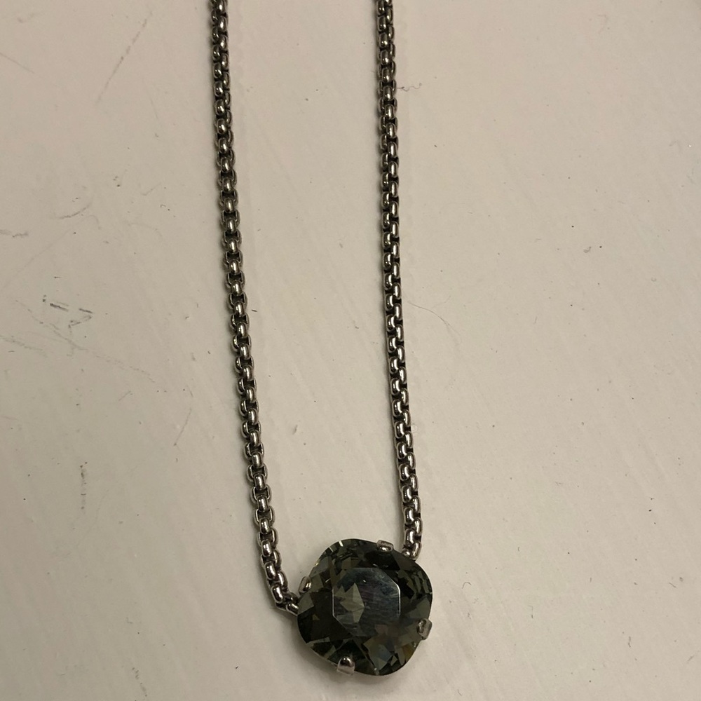 Sabika Golf Necklace with black stone